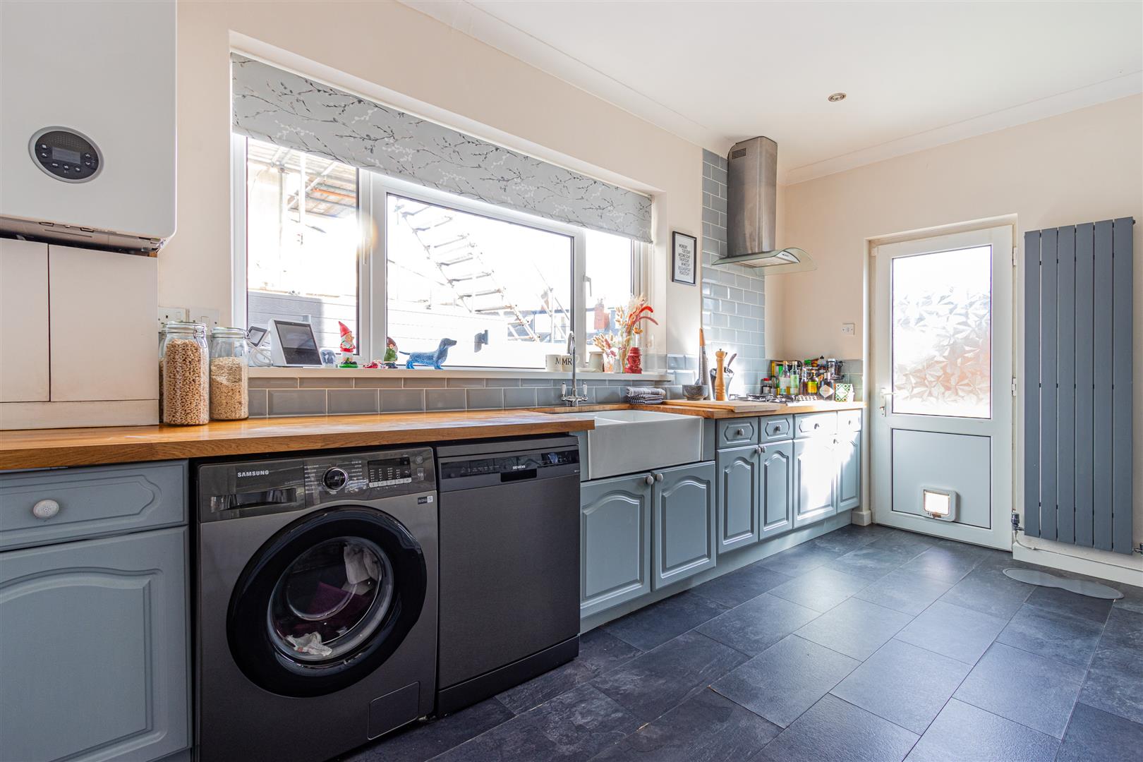 AMESBURY ROAD, PENYLAN, CARDIFF Jeffrey Ross Estate Agents